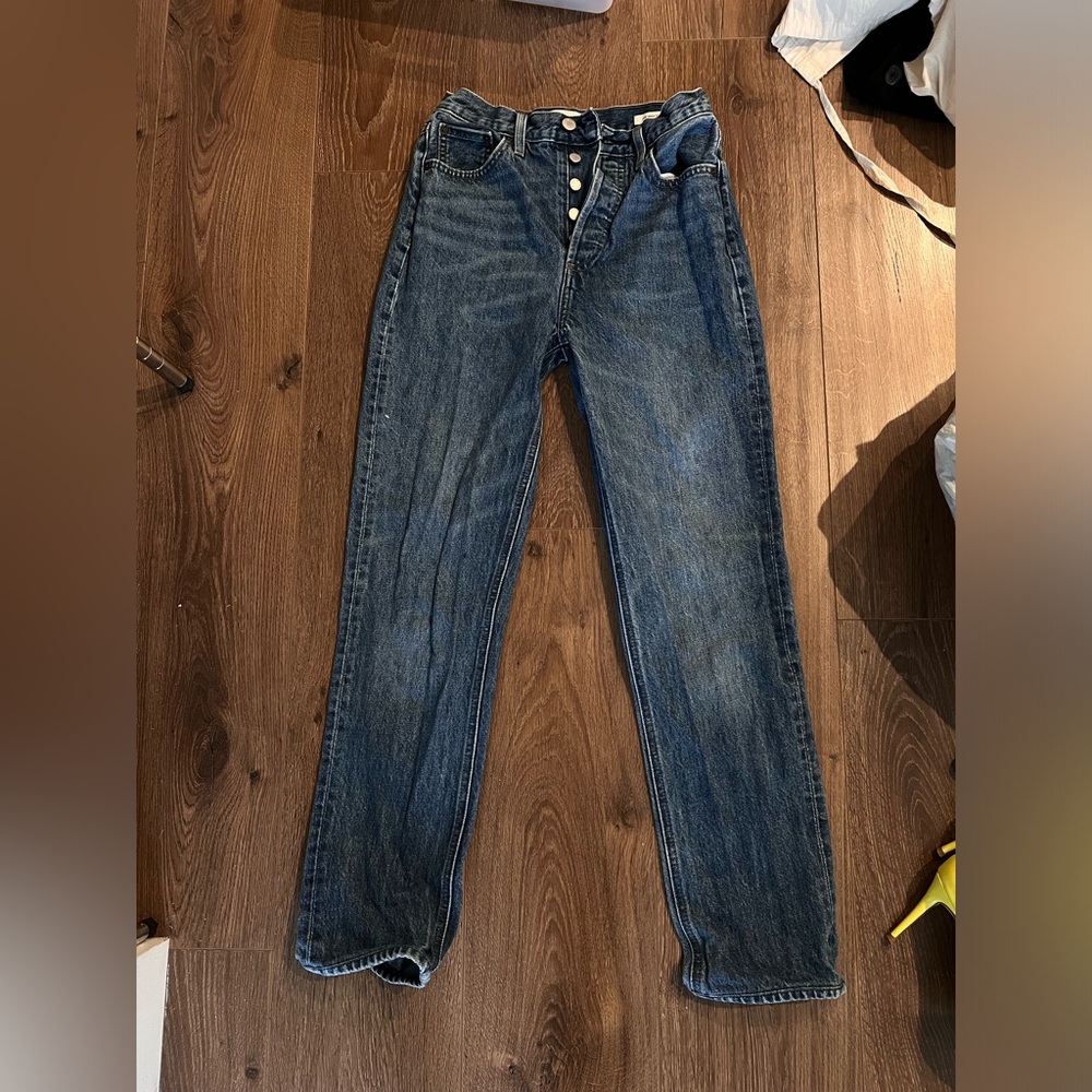 Aritzia Straight Leg Jeans